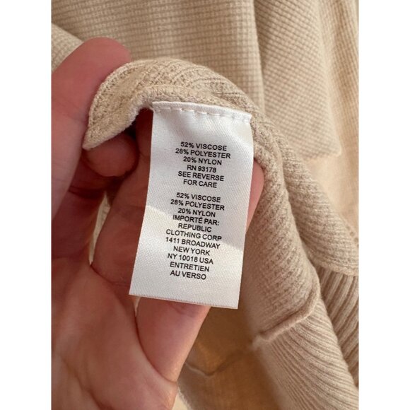 Tahari Batwing Sleeve Waffle Knit Lightweight Cozy Sweater in Beige Small - Picture 8 of 12